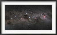 Framed Southern Cross Pointers in the Milky Way