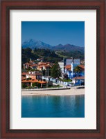 Framed Vacation Homes By Playa de Santa Marina, Ribadesella, Spain