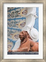 Framed Lion statue, Dunkirk Baths