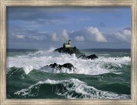 Framed Phare de Tavennec, mer d'Iroise