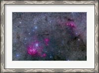 Framed Pearl Cluster and Lambda Centauri complex in Centaurus