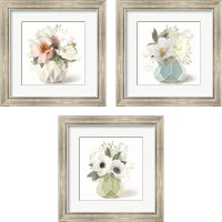 Framed 'Flowers in a Vase 3 Piece Framed Art Print Set' border=